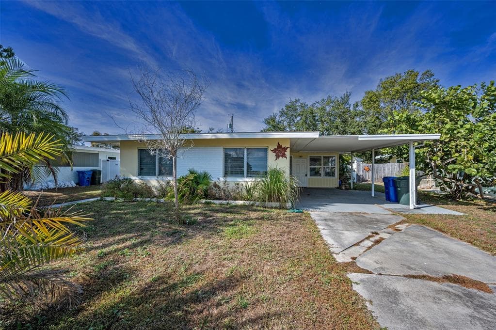 2476 CORONADO WAY DUNEDIN, FL 34698