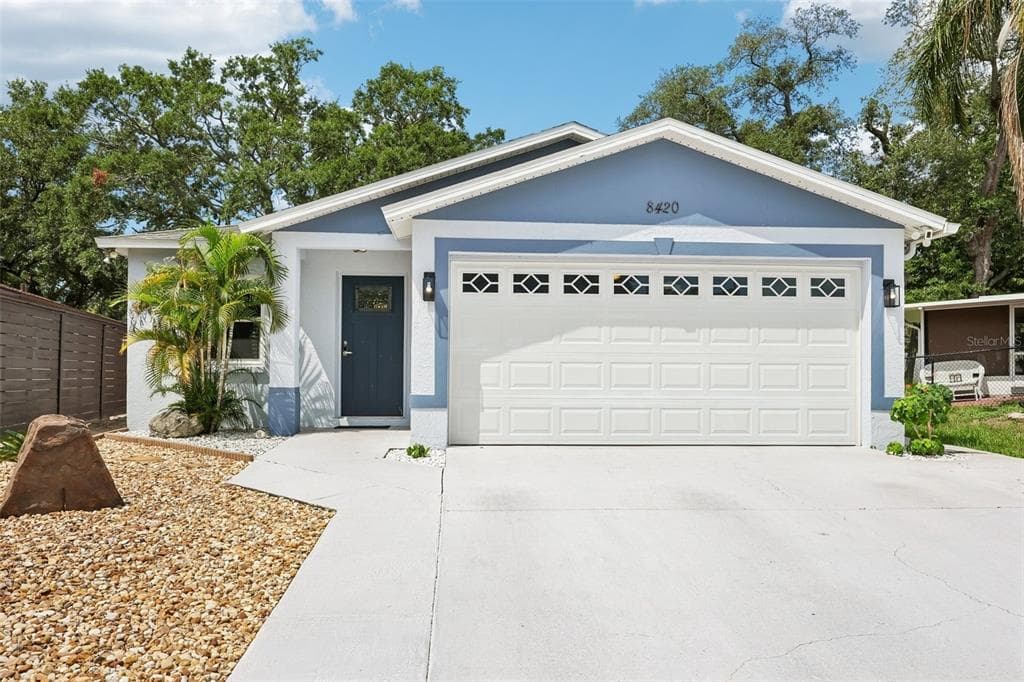 8420 N RIVER DUNE STREET TAMPA, FL 33617