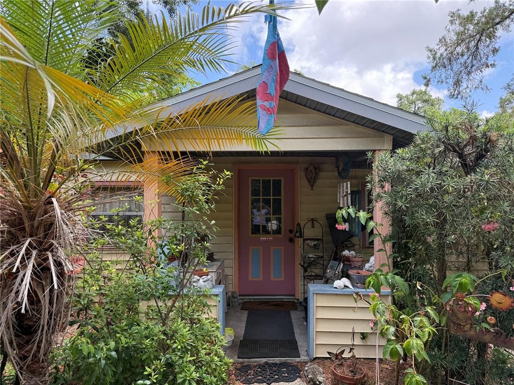 7909 49TH AVENUE N ST PETERSBURG, FL 33709