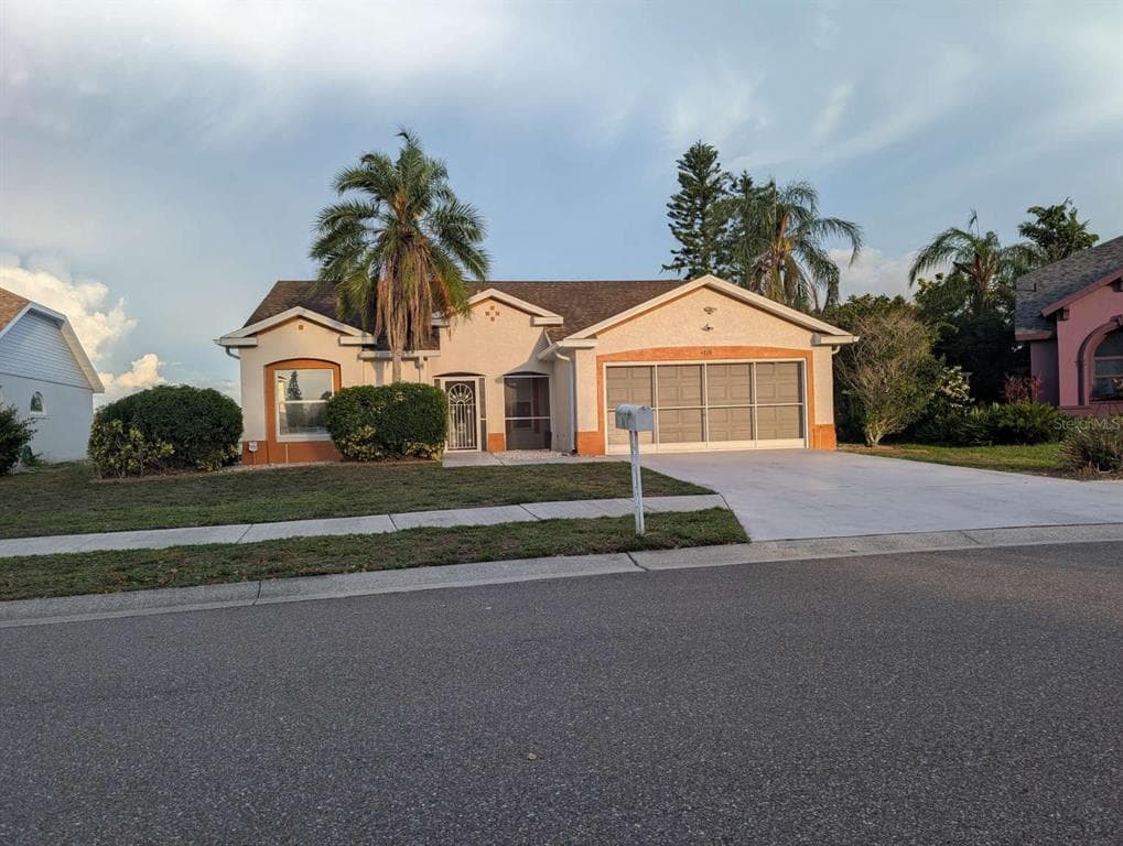 4826 11TH AVENUE CIRCLE E BRADENTON, FL 34208