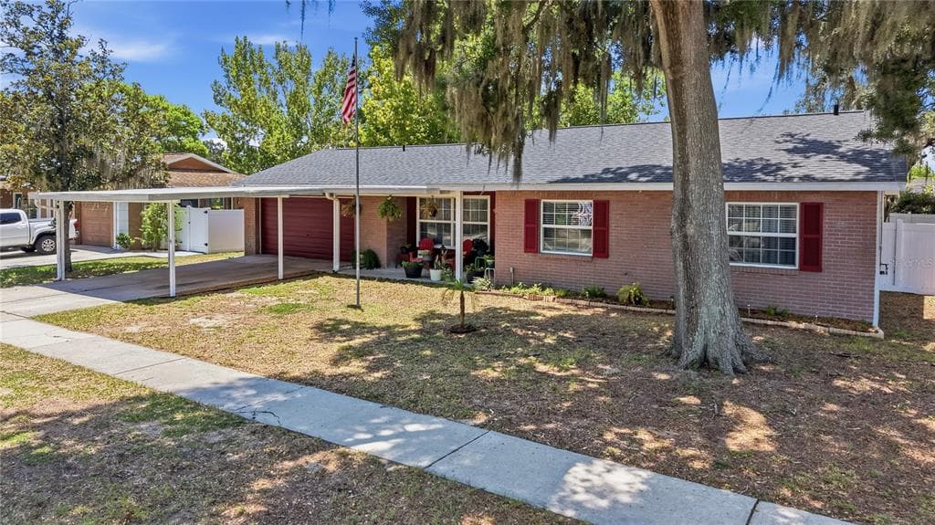 3801 UPLAND PLACE