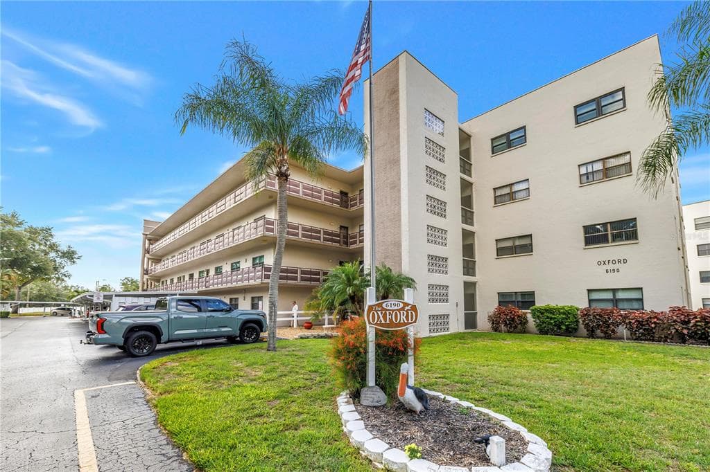 6190 80TH STREET N UNIT 304