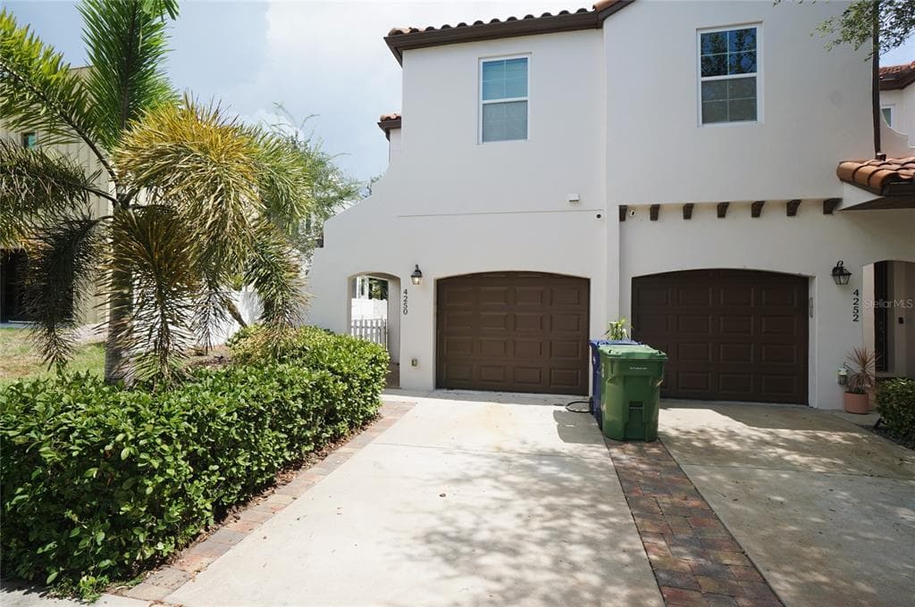 4250 W CARMEN STREET TAMPA, FL 33609