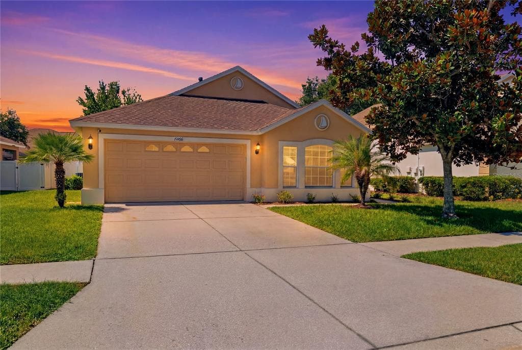 19406 SUNSET BAY DRIVE LAND O LAKES, FL 34638