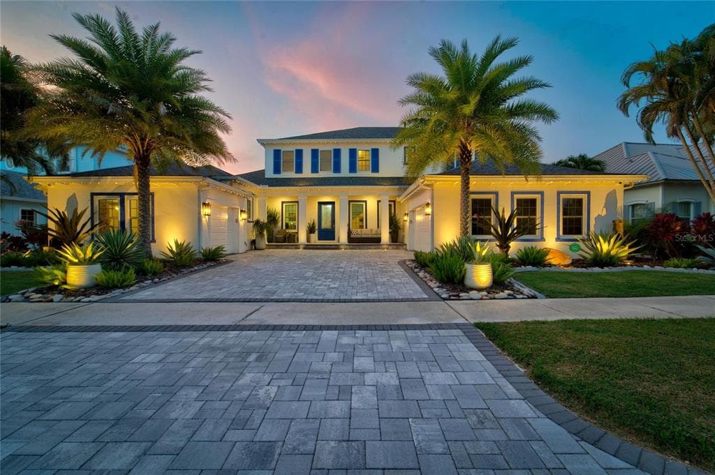 713 ISLEBAY DRIVE APOLLO BEACH, FL 33572