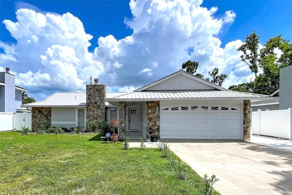5520 FULMAR DRIVE