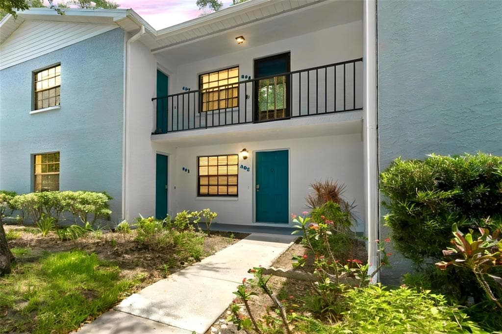 11800 PARK BLVD UNIT 401 SEMINOLE, FL 33772