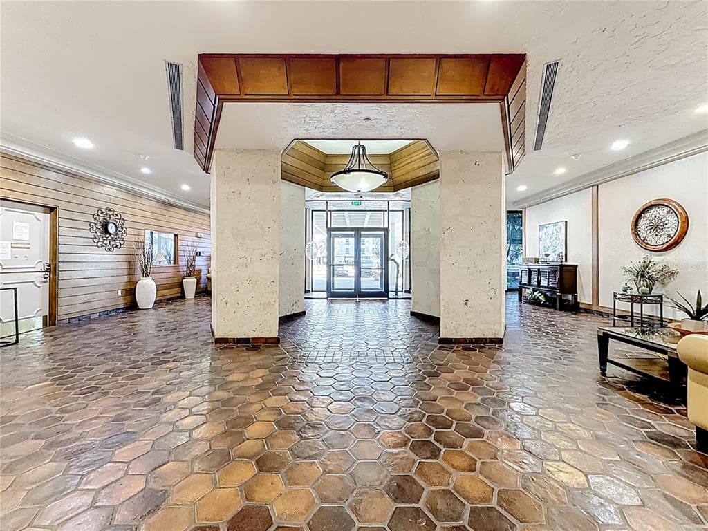 400 ISLAND WAY UNIT 1411