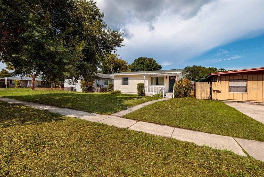 4939 DR MARTIN LUTHER KING JR STREET N ST PETERSBURG, FL 33703