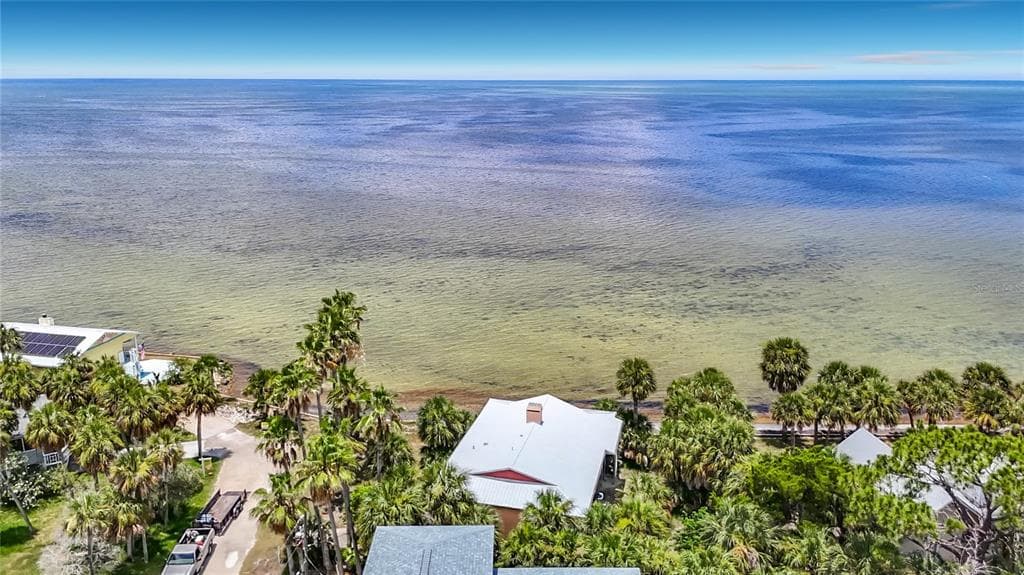 3447 BAYVIEW AVENUE WEEKI WACHEE, FL 34607