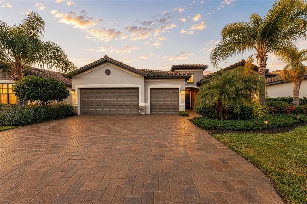 538 FIRE BUSH COURT BRADENTON, FL 34212