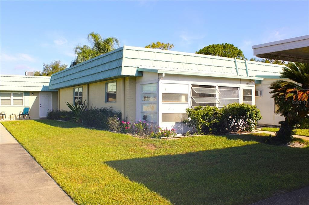 101 CAMBRIDGE TRAIL UNIT 194 SUN CITY CENTER, FL 33573