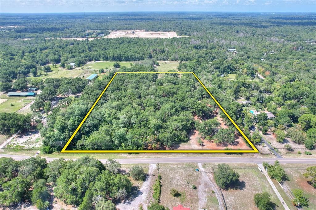 11000 KITTEN TRAIL HUDSON, FL 34669