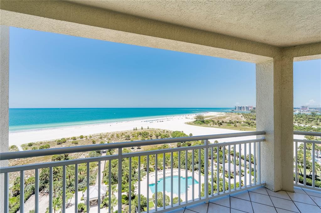1180 GULF BOULEVARD UNIT 1202 CLEARWATER BEACH, FL 33767