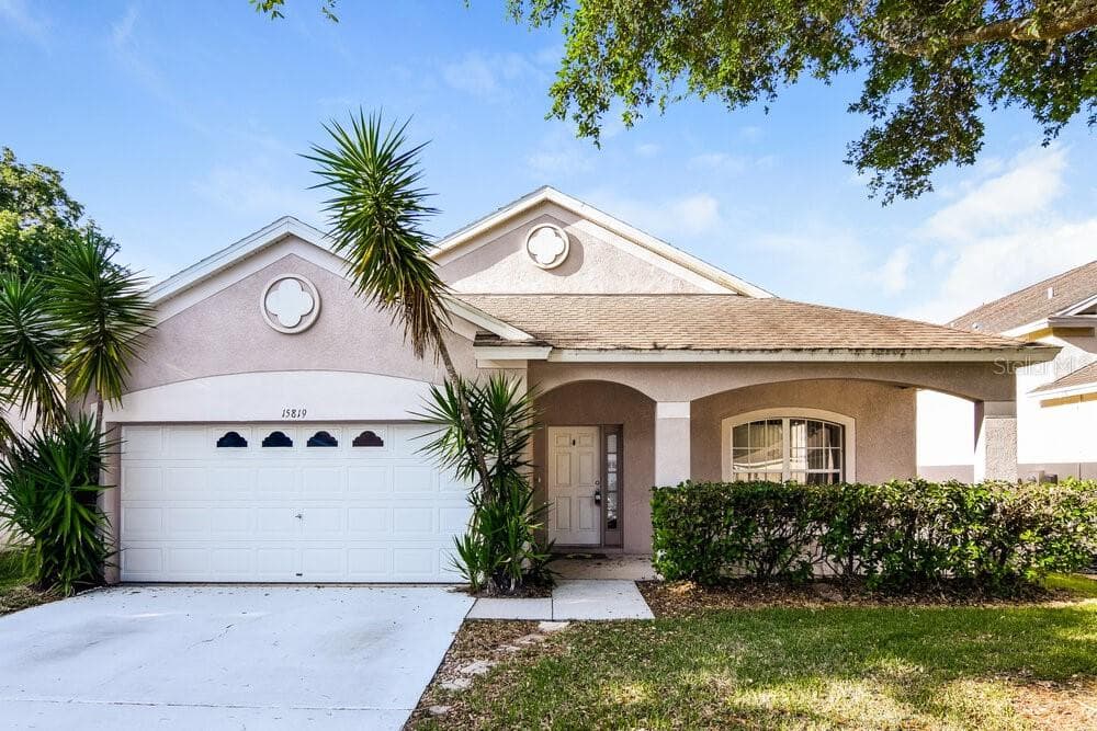 15819 STAGS LEAP DRIVE LUTZ, FL 33559