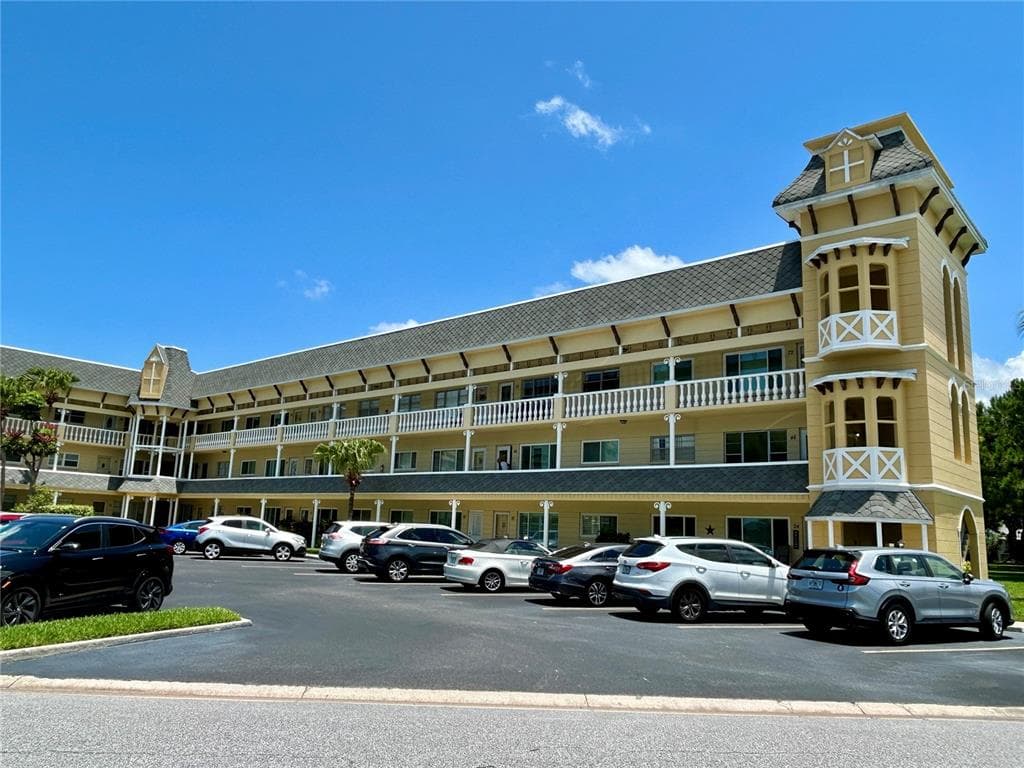2458 FLORENTINE WAY UNIT 10 CLEARWATER, FL 33763