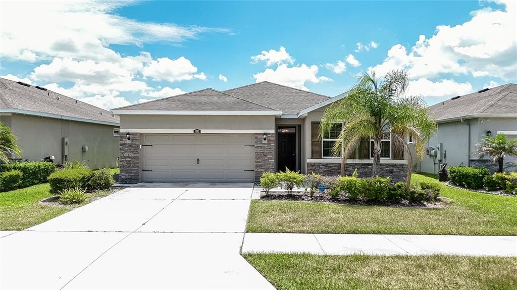 1092 PIPESTONE PLACE