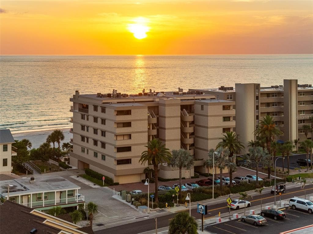 19700 GULF BOULEVARD UNIT 403