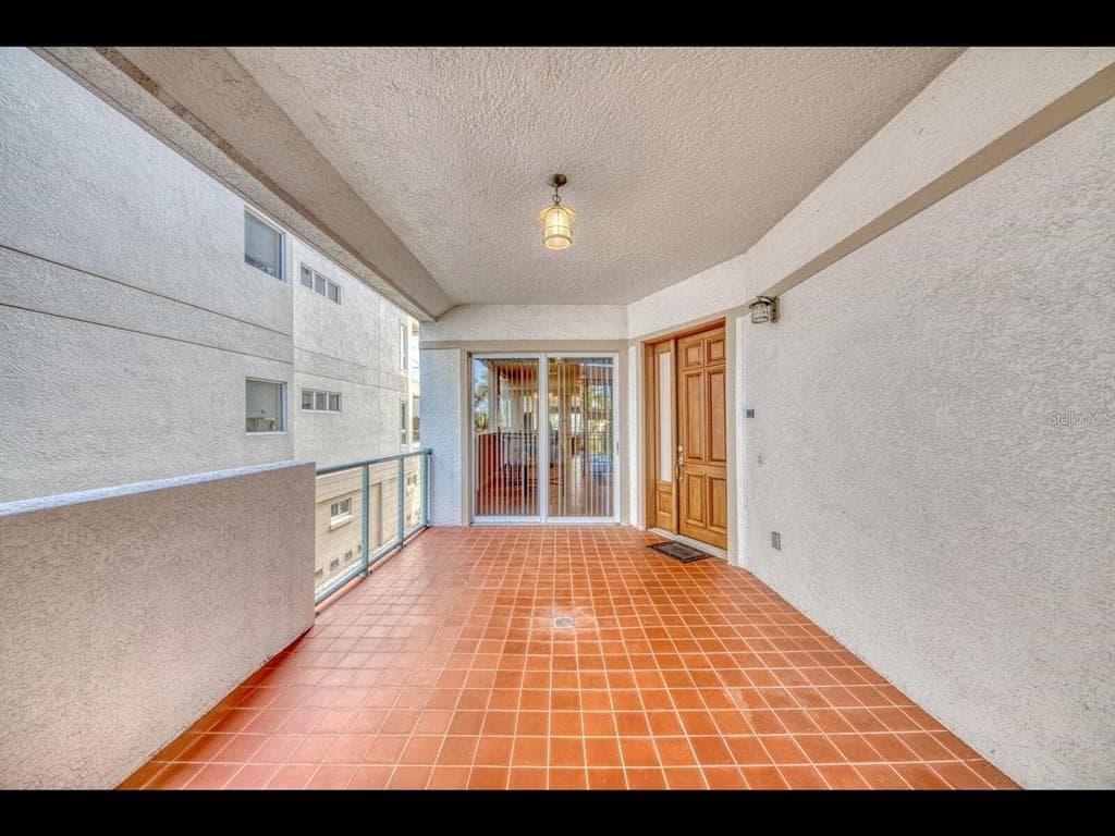 1042 BELLASOL WAY UNIT 203