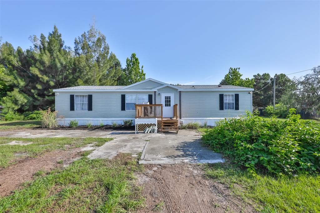 12104 GLENSHIRE DRIVE