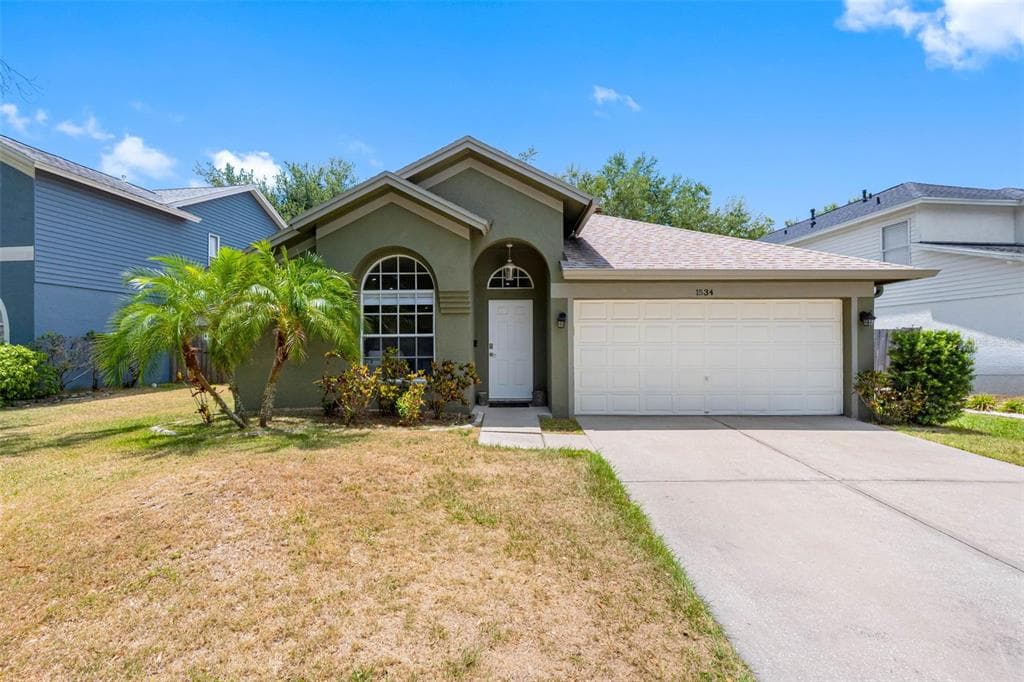 1534 SCOTCH PINE DRIVE