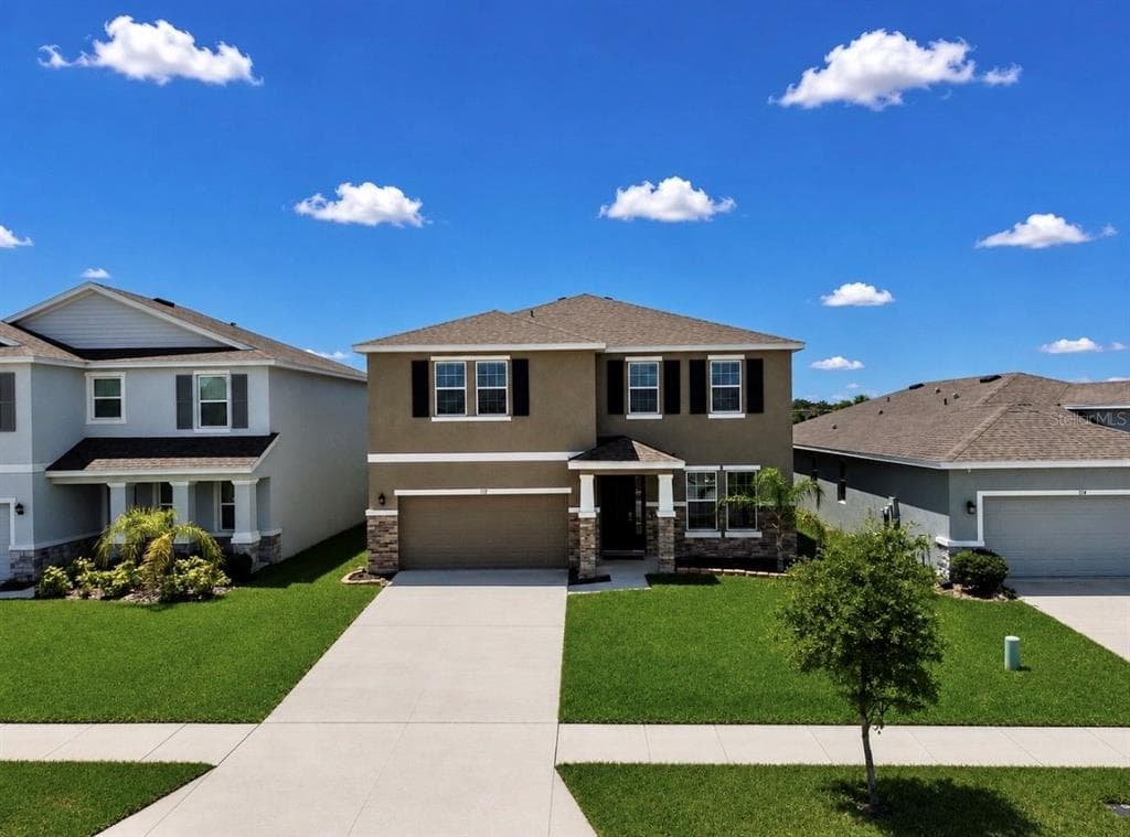 172 MANGROVE MANOR DRIVE APOLLO BEACH, FL 33572