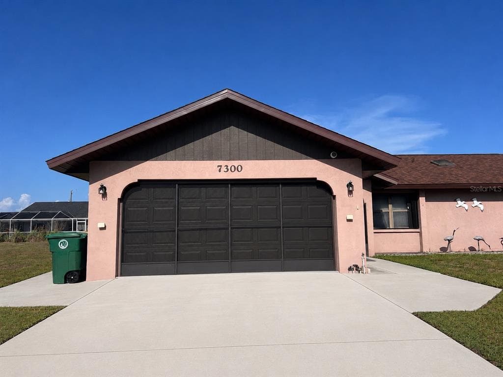 7300 BEARDSLEY STREET ENGLEWOOD, FL 34224