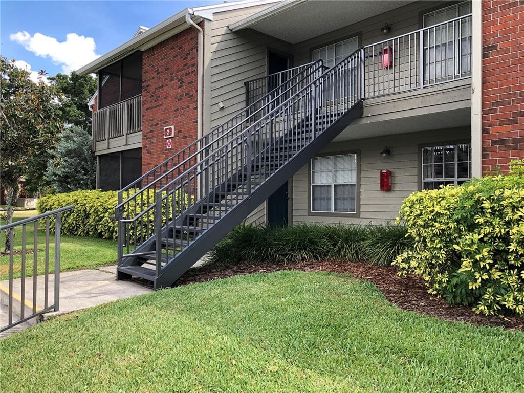 9100 DR MARTIN LUTHER KING JR STREET N UNIT 202 ST PETERSBURG, FL 33702