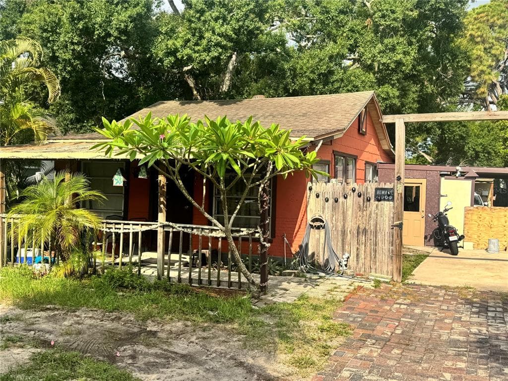 4680 40TH STREET N ST PETERSBURG, FL 33714