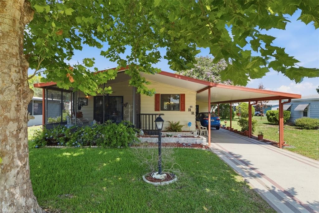 409 TIVOLI PARK DRIVE DAVENPORT, FL 33897