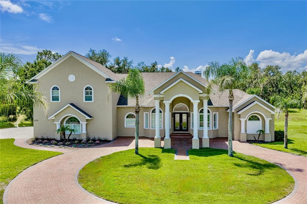 11518 HAMMOCK OAKS COURT LITHIA, FL 33547