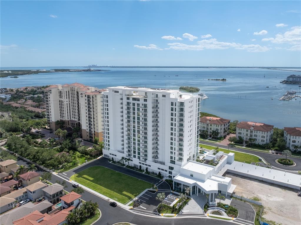 5713 BOWEN DANIEL DR. UNIT 1406