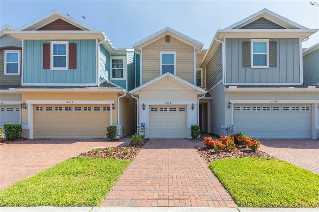 6256 CAMINO DRIVE APOLLO BEACH, FL 33572