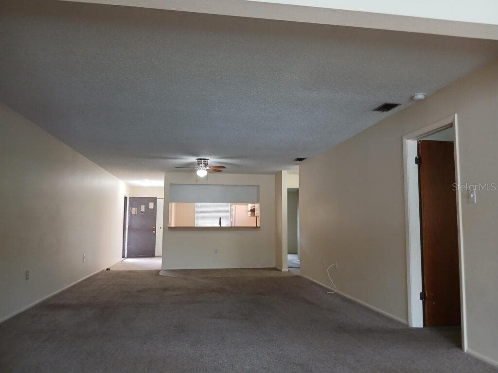 7560 92ND STREET UNIT 201B SEMINOLE, FL 33777