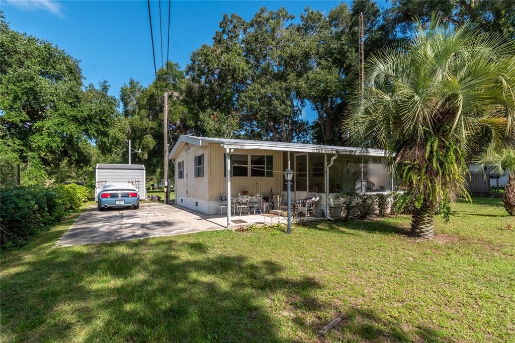 5888 SE 164TH AVENUE OCKLAWAHA, FL 32179