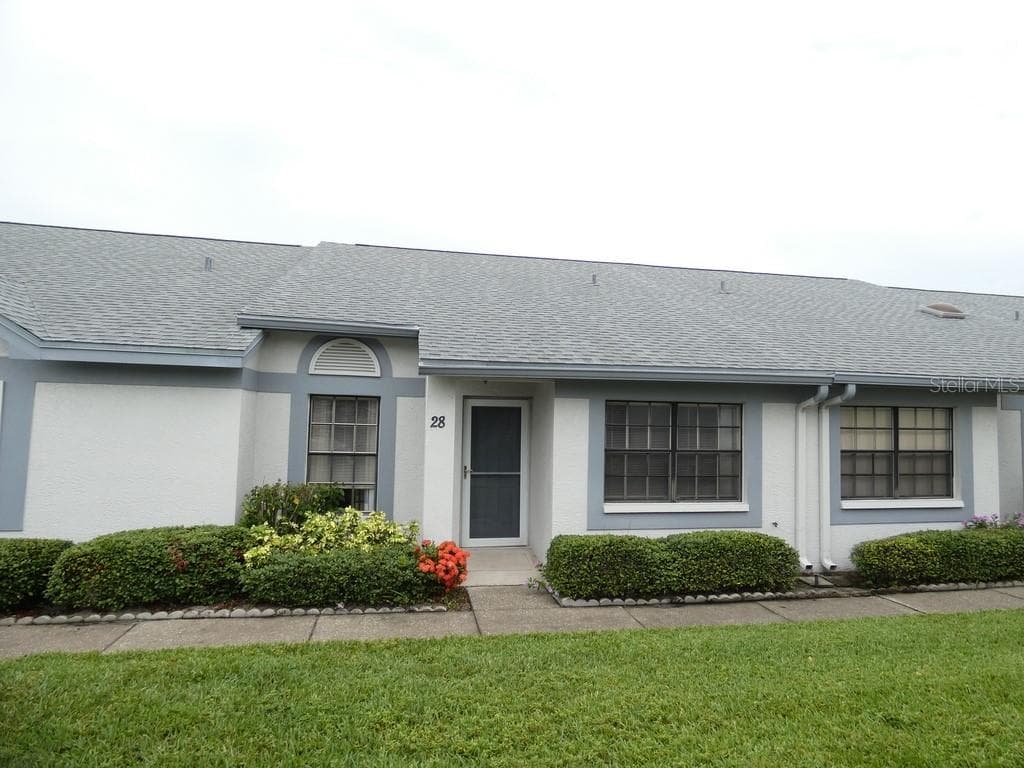 2749 COUNTRYSIDE BOULEVARD UNIT 28 CLEARWATER, FL 33761