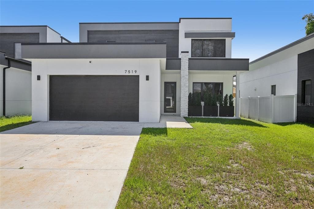 7519 N COOLIDGE AVENUE TAMPA, FL 33614