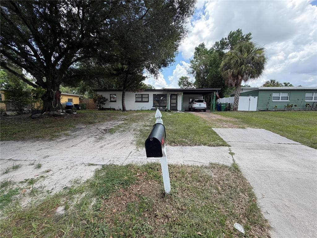 10111 N OLA AVENUE TAMPA, FL 33612