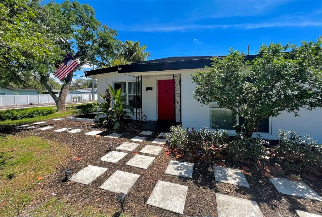 2173 RIVIERA DRIVE