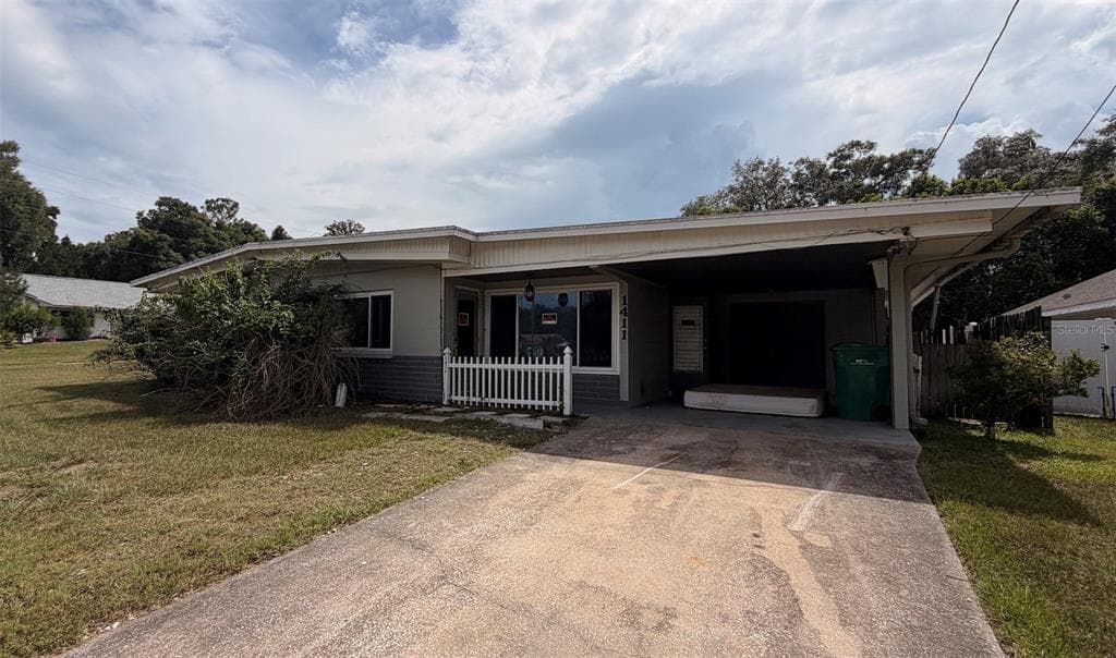 1411 LAKESHORE DRIVE INVERNESS, FL 34450
