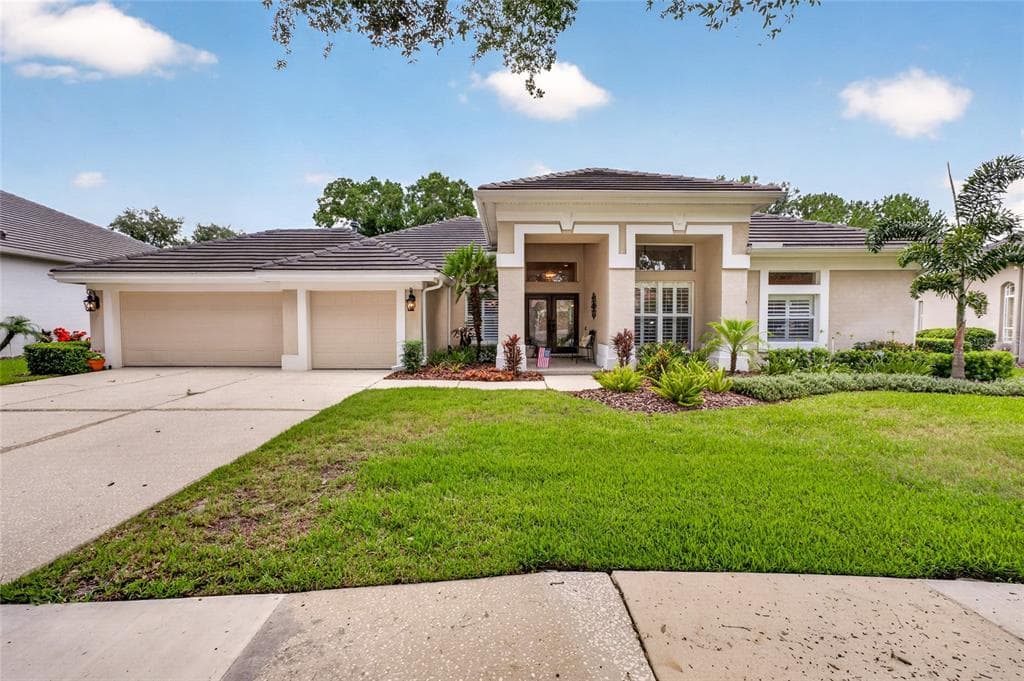 9109 WOODRIDGE RUN DRIVE TAMPA, FL 33647