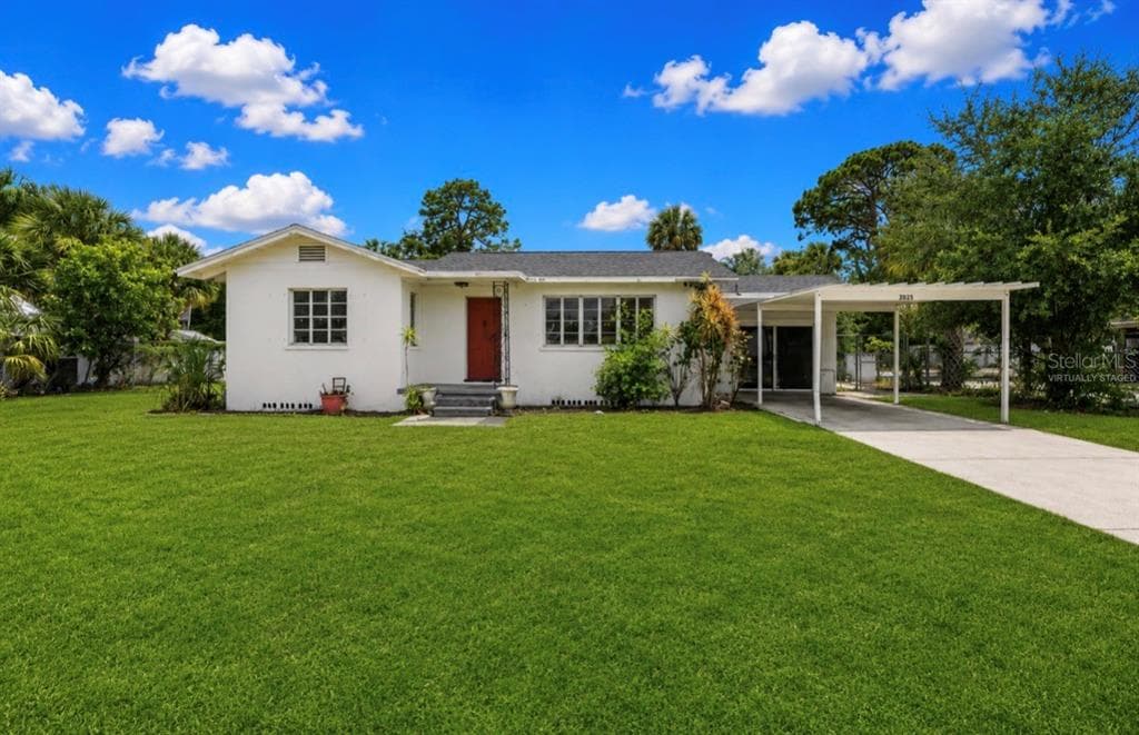 2025 17TH AVENUE W BRADENTON, FL 34205