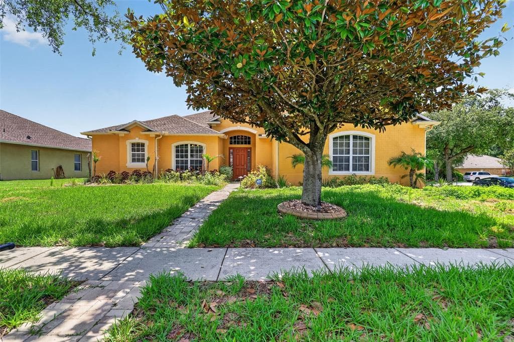 316 HARTS OAK PLACE SEFFNER, FL 33584