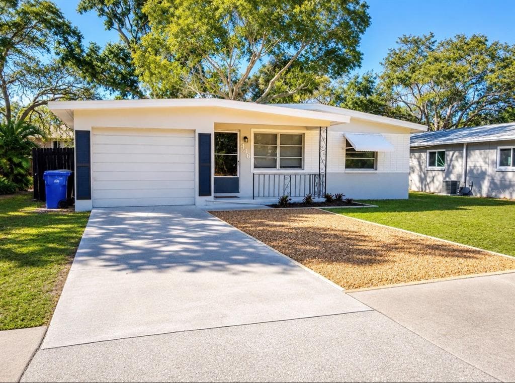 446 NEW YORK AVENUE DUNEDIN, FL 34698