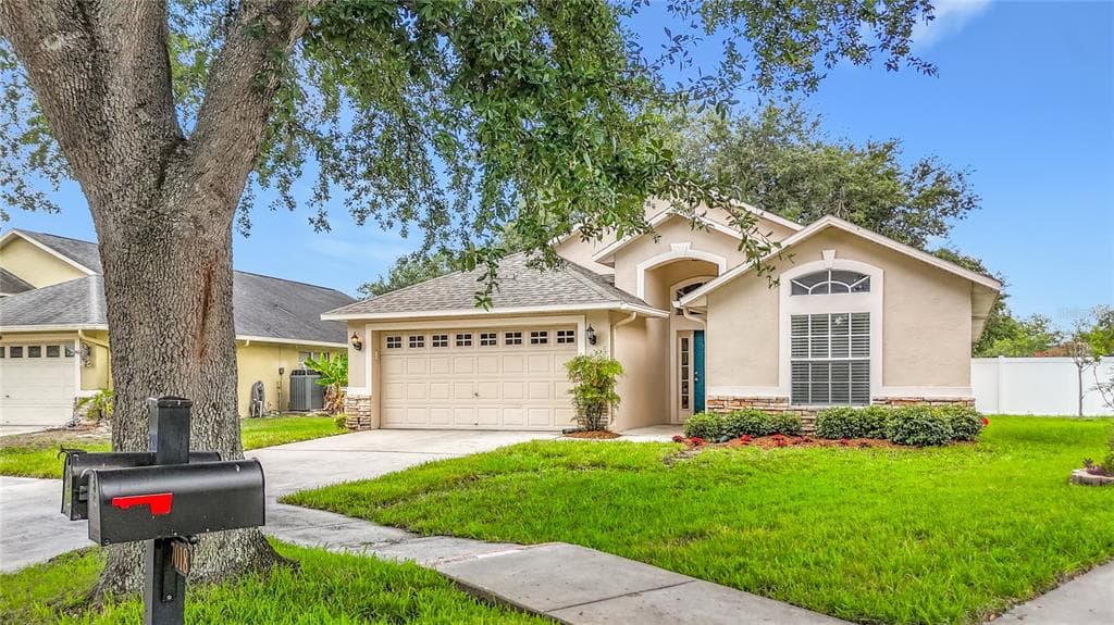 7016 JAMESTOWN MANOR DRIVE