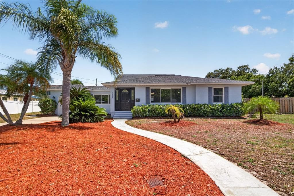 1674 34TH AVENUE N ST PETERSBURG, FL 33713