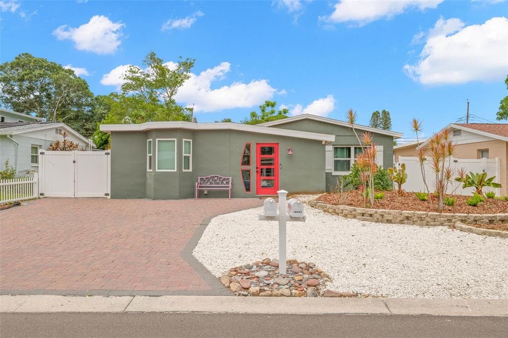 10437 CIRIMOYA LANE