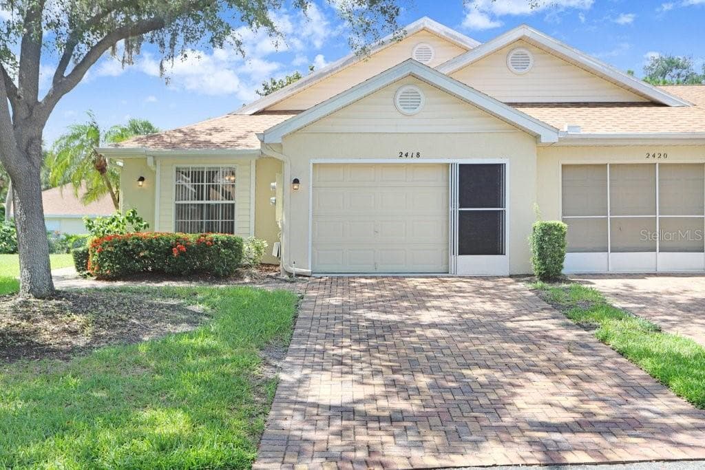 2418 NEW HAVEN CIRCLE UNIT 83 SUN CITY CENTER, FL 33573