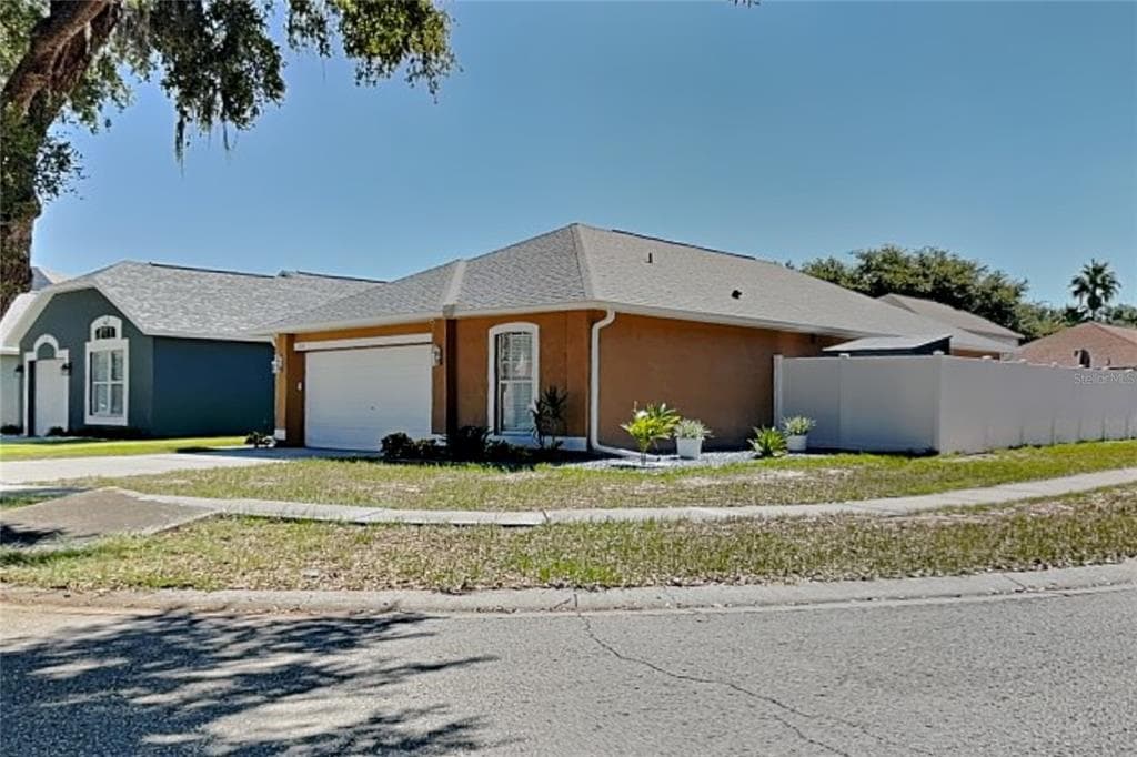 11621 IVY FLOWER LOOP RIVERVIEW, FL 33578