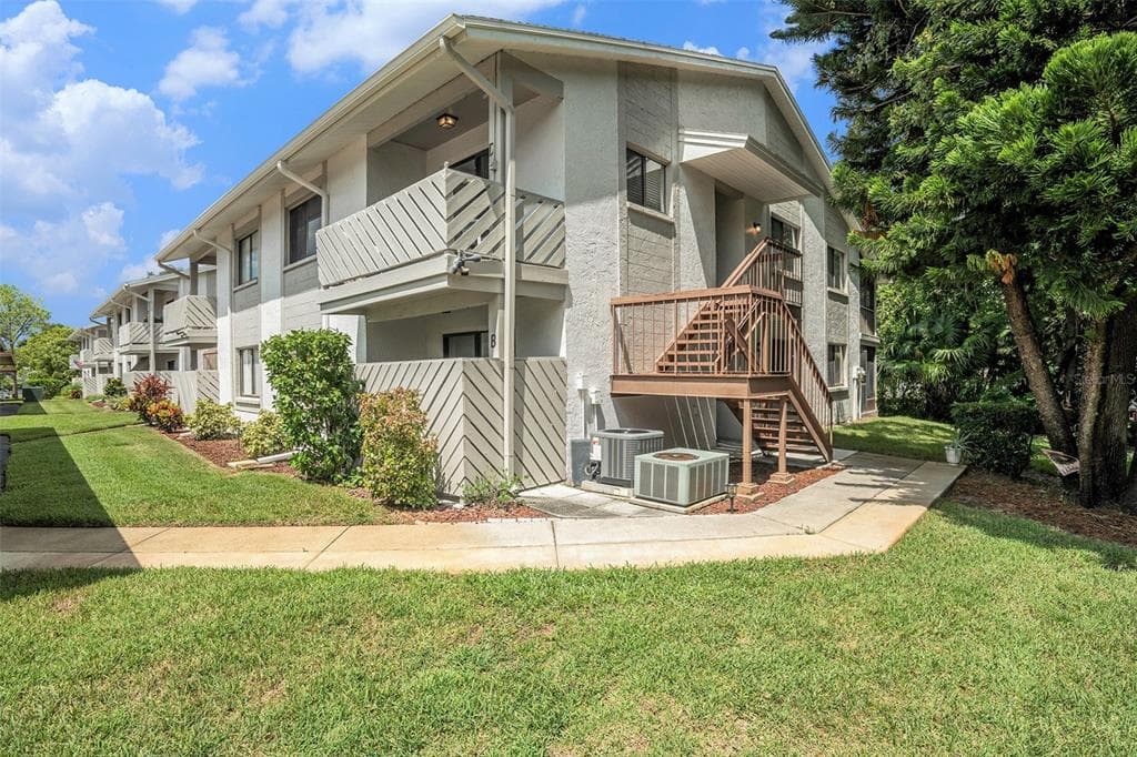12308 EAGLESWOOD DRIVE UNIT D HUDSON, FL 34667